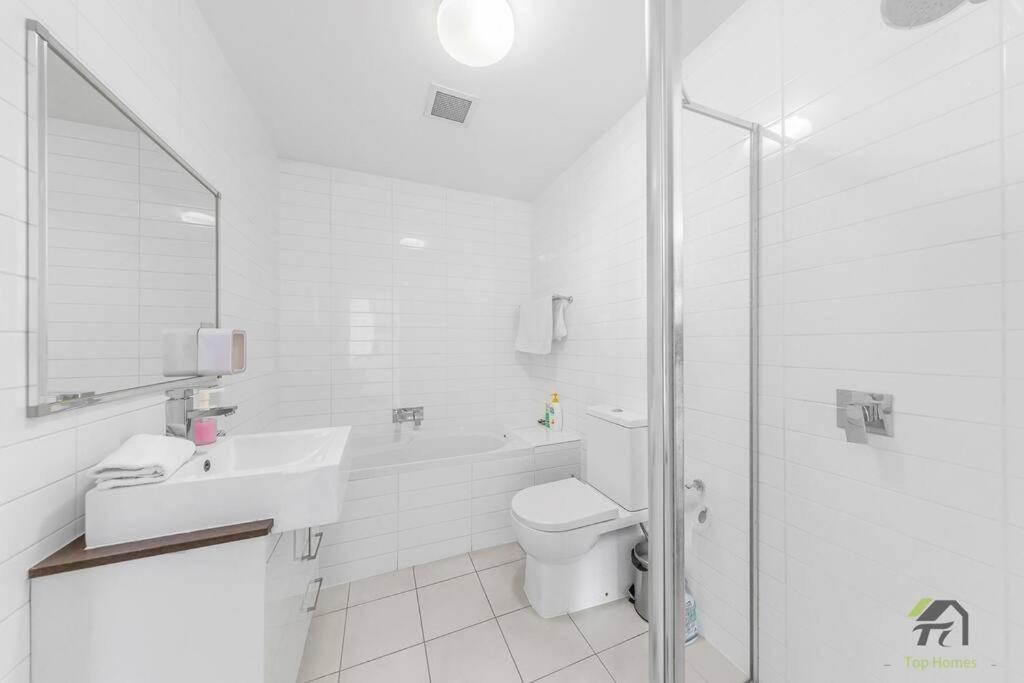 Apartment Convenient In Parramatta
